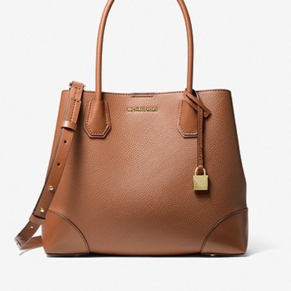 Brand new handbag
